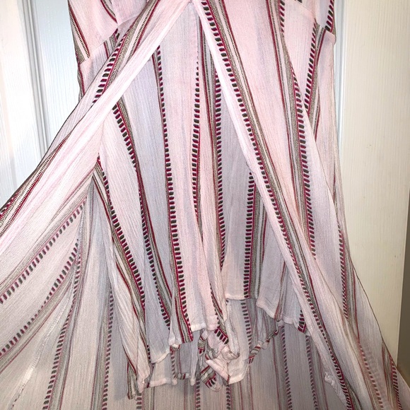 Boutique high/low “dress” with shorts! - Picture 3 of 5